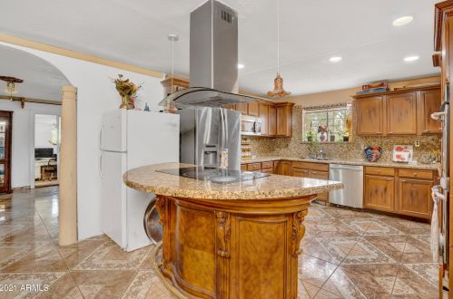6102 Solano Dr, Glendale AZ  85303-4619 exterior