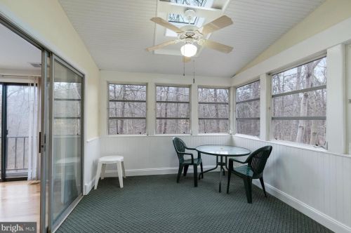 4471 Occoquan Overlook, Woodbridge VA  22192-6107 exterior