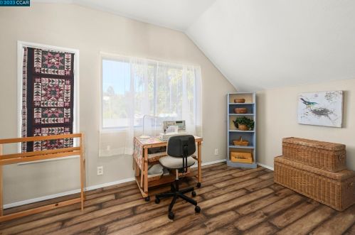2337 Helena Ct, Pinole, CA 94564-1814