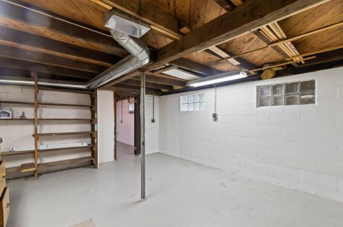 4211 97, Milwaukee WI 53228-2111 exterior