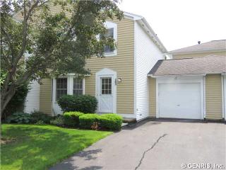 283 Deerhurst Ln, Webster NY  14580-2784 exterior