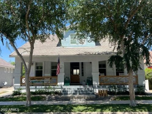 2766 Virginia St, Gilbert, AZ 85296-8998