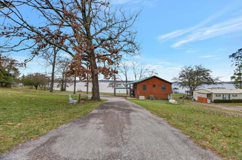 313 Lake Shore Dr, Chita, TX 75862-7067