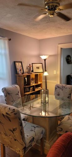 153 Elm St, London OH  43140-1135 exterior