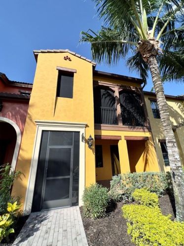 9064 Capistrano St, Naples FL  34113-3396 exterior
