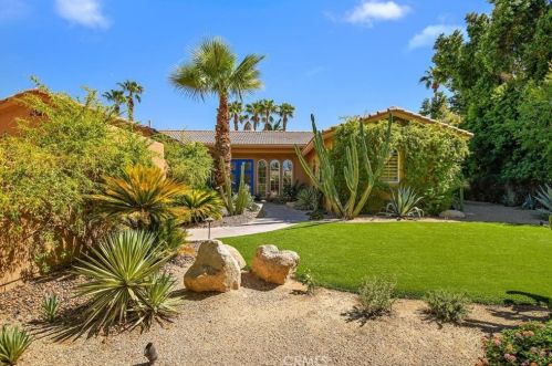 49435 Rio Arenoso, La Quinta CA  92253-6401 exterior