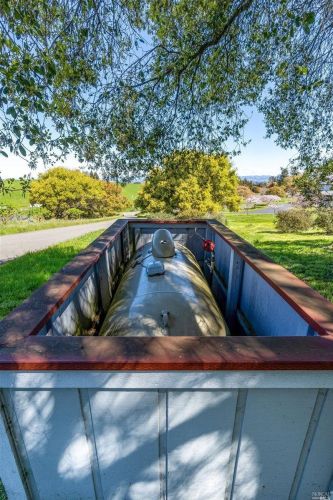 6301 Highland Pl, Sebastopol CA  95472-6100 exterior
