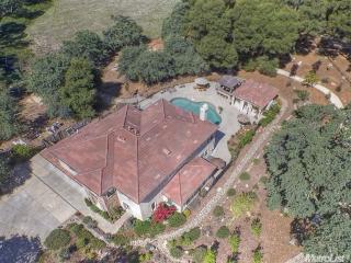 3160 Travois Cir, Rescue, CA 95672-9395