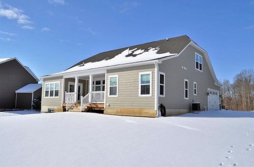 1702 Keela Dr, Pataskala OH  43062-7121 exterior