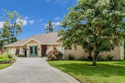 2274 Royal Ln, Naples, FL 34112-5323