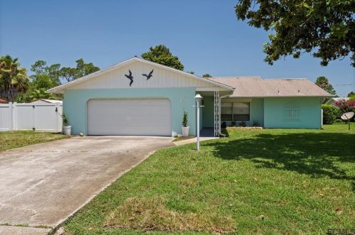 45 Fortune Ln, Palm Coast, FL 32137-8439