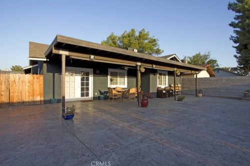 6001 Stone Bridge Ln, Bakersfield CA  93313-3386 exterior