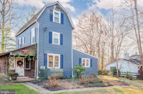 680 Davis Ln, Wayne, PA 19087-5418