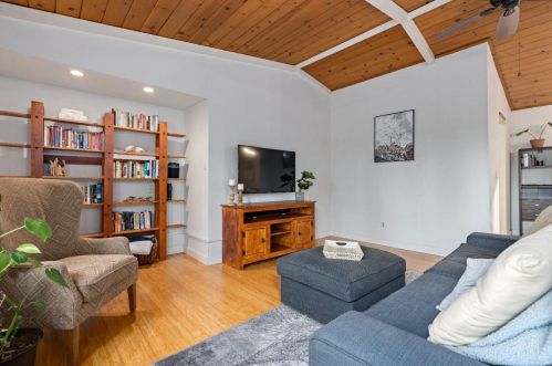 11726 Upper Circle Dr, Grass Valley CA  95949-6666 exterior