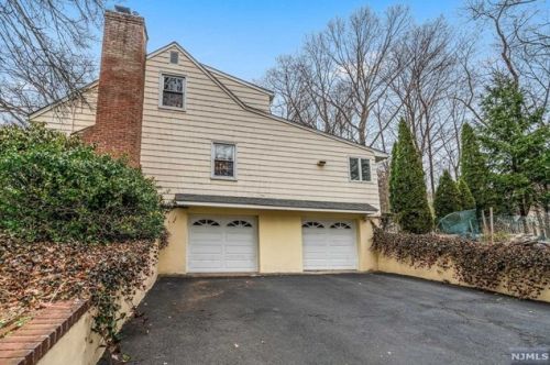 405 Alpine Ter, Ridgewood NJ  07450-1403 exterior