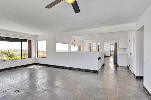 7949 Pasadena Ave, La Mesa CA  91941-7878 exterior