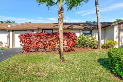 15895 Forsythia Cir, Delray Beach, FL 33484-9167