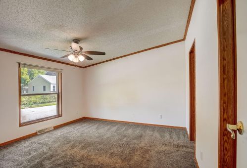 4609 74th Pl, Kenosha WI  53142-3711 exterior