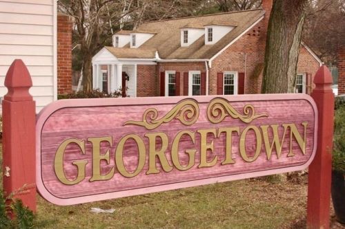 109 Jamestown Dr, Springfield MA  01108-3145 exterior