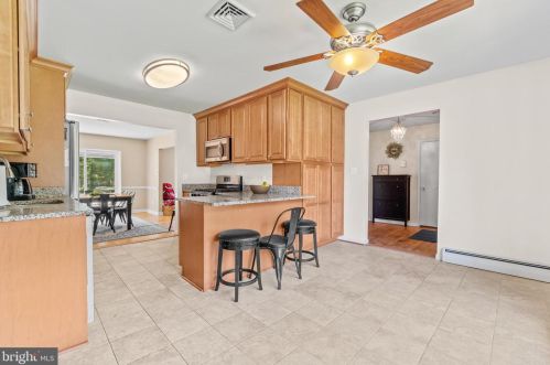 10519 Amity St, Lorton VA  22079-3516 exterior