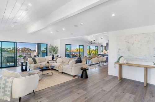1170 Chinquapin Ave, Carlsbad CA  92008-3543 exterior