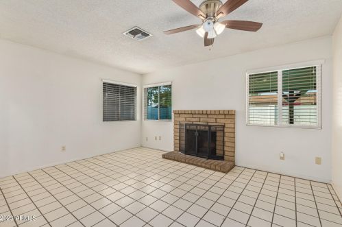 4428 Turquoise Ave, Glendale AZ 85302-1149 exterior