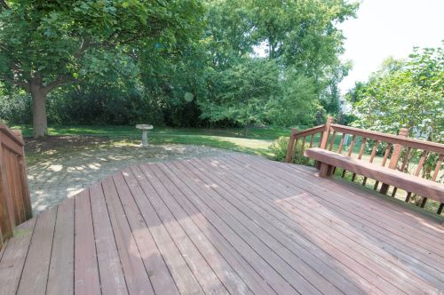 1912 Wexford Ln, Waukesha WI  53186-1252 exterior