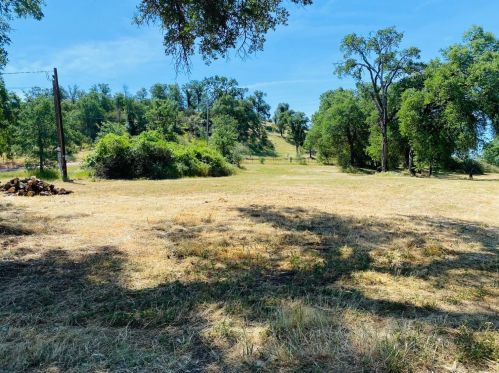 5736 Burson Rd, Valley Springs, CA 95252-8907