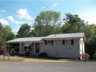 279 Hidden Acres Ct, Kingsport, TN 37660-6765