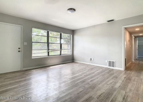 1401 Point Dr, Cocoa FL  32922-6465 exterior