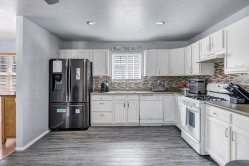 372 Angelo Dr, Montgomery NY  12549-1600 exterior