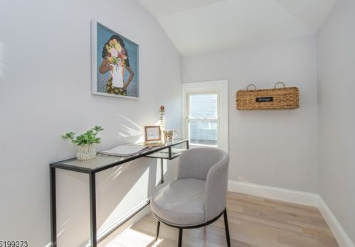 756 Drake Ave, Roselle NJ  07203-2218 exterior