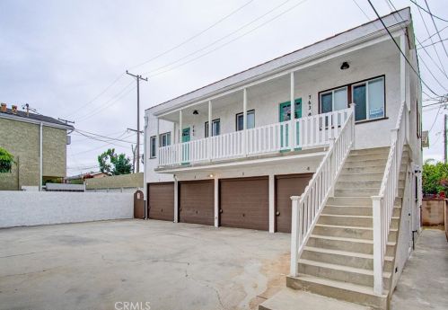 757 Redondo Ave, Long Beach CA  90804-5140 exterior