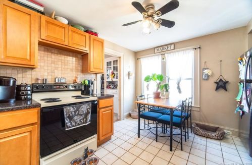 107 Birdsey Ave, Middletown CT  06457-4303 exterior