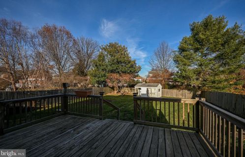 20 Alvil Rd, Wilmington DE  19805-2030 exterior