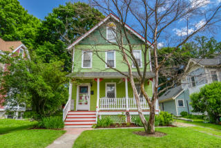 213 Walnut St, Peekskill, NY 10566-3409
