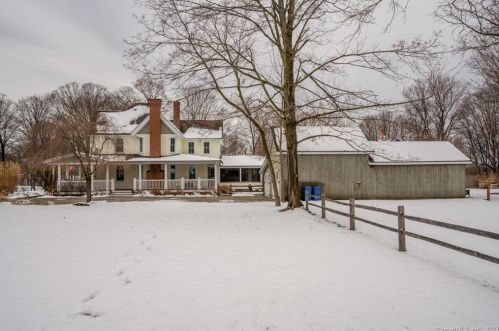 88 High St, South Glastonbury, CT 06073-2209