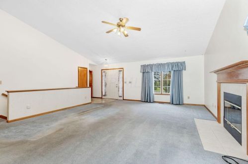 7991 Windsome Ct, Blacklick OH  43004-8104 exterior