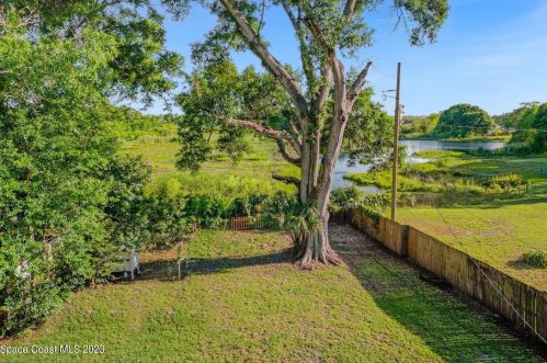 3706 Sutton Dr, Orlando FL  32810-2337 exterior
