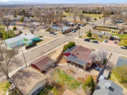 46 Loch Lomond Ln, Pueblo CO  81001-1748 exterior
