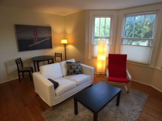 1544 Dolores St, San Francisco CA  94110-4913 exterior