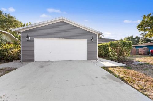 26740 Lost Woods Cir, Bonita Springs, FL 34135-5329
