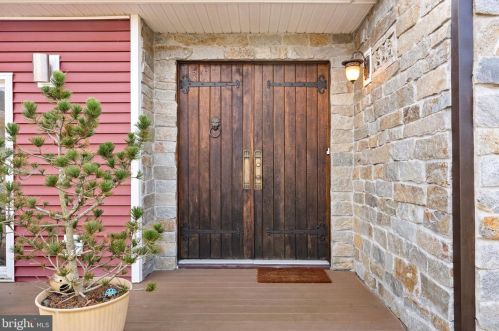 24234 Lands End Dr, Madison Mills VA  22960-3543 exterior