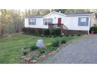 211 Apple Valley Ln, Statesville, NC 28677-8001