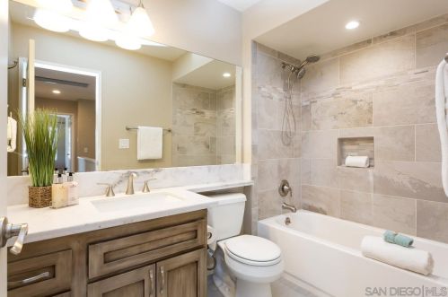 1414 Flair Encinitas Dr, Encinitas CA  92024-2938 exterior