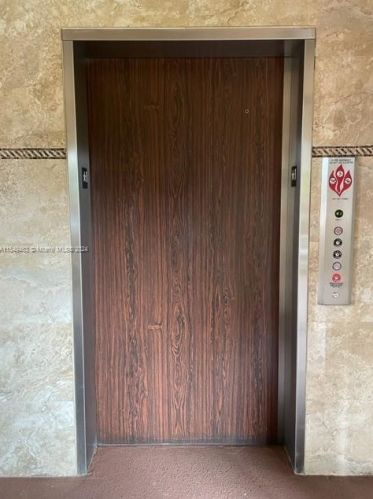 13455 16th Ct, Hollywood FL  33027-1878 exterior