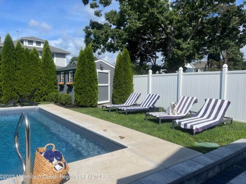 1817 Greenwood Ter, Belmar NJ 07719-2912 exterior