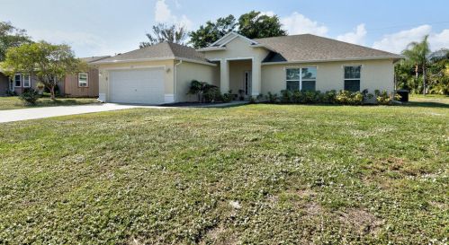 531 Balboa St, Sebastian, FL 32958-4501