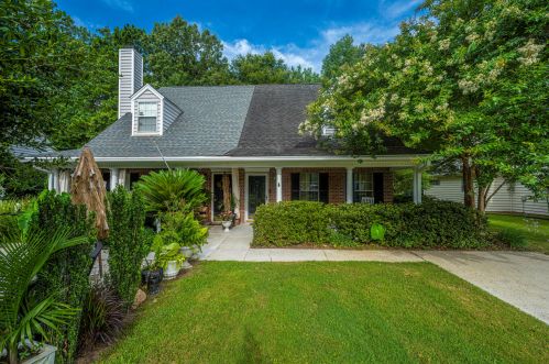 3248 Queensgate Way, Mount Pleasant, SC 29466-6989