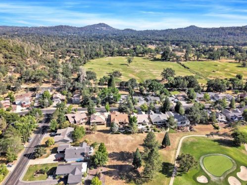 18114 Lake Forest Dr, Lake Wildwood CA  95946-9456 exterior